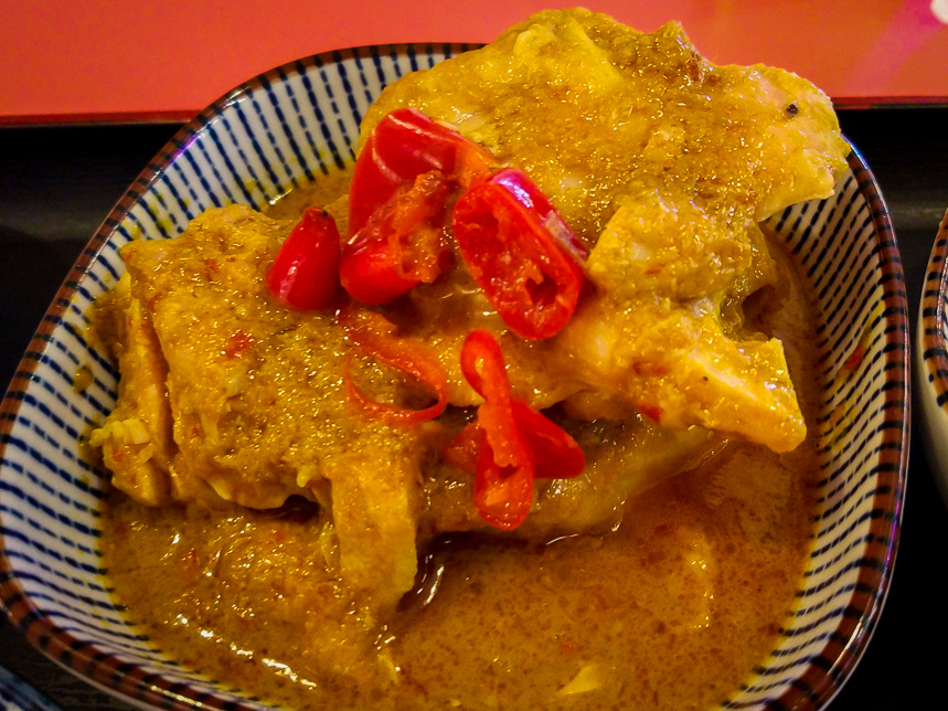 TingKat PeraMakan Ayam Kleo