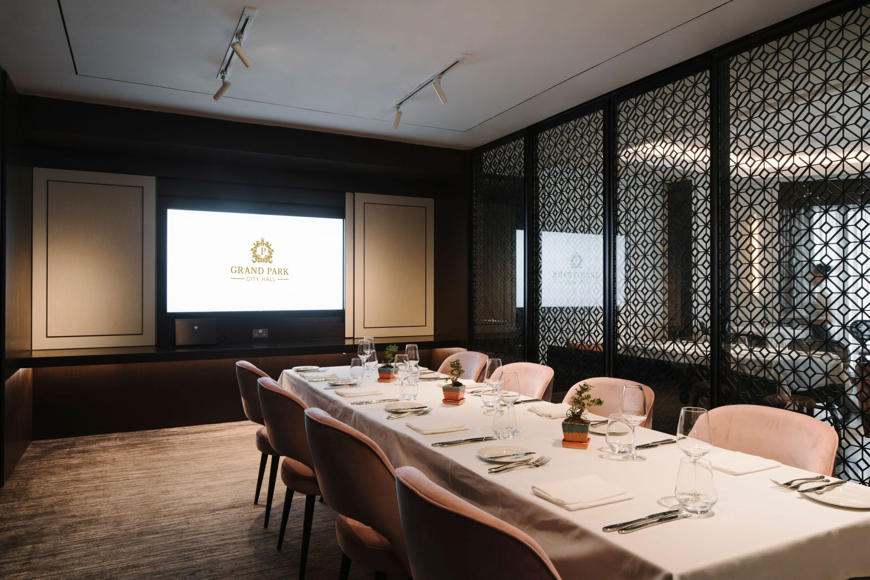 Tablescape - Private Dining Room