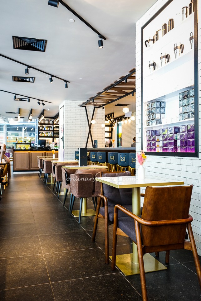 Cafe de Muse, 24 Hour Cafe at Orchard Road