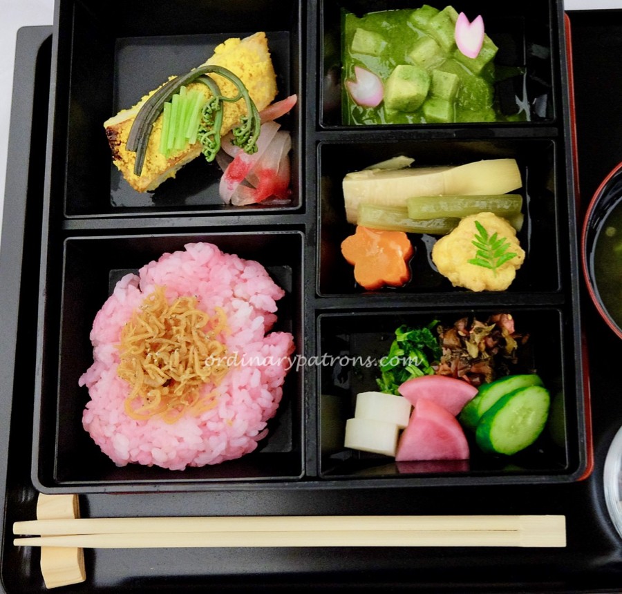 Most Beautiful Airline Food