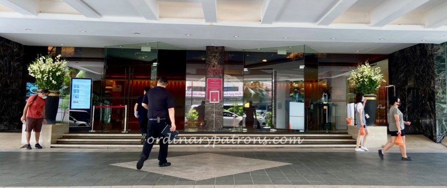 Singapore restaurants with driveway collection for takeaways 