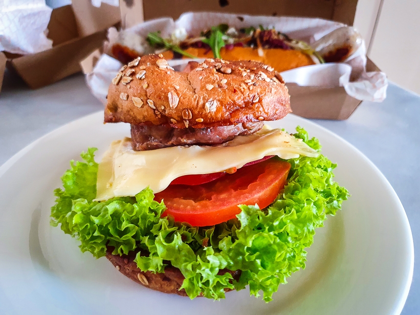 Brotzeit Pork Burger