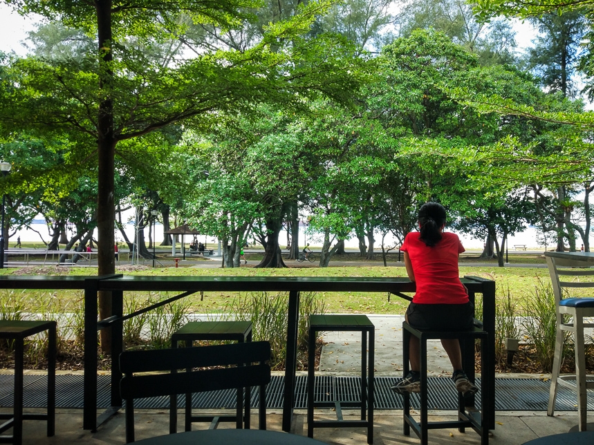 As a breakfast spot, it may be one of the most underrated, especially when there is an option like a Starbucks breakfast by the sea at Parkland Green.