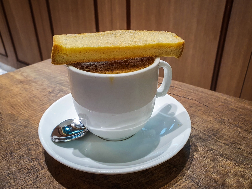 Coffee and Bread at Fong Sheng Hao 豐盛號