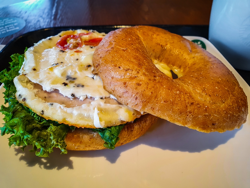 Starbucks Chicken Ham, Egg White & Tomato Wholemeal Bagel.