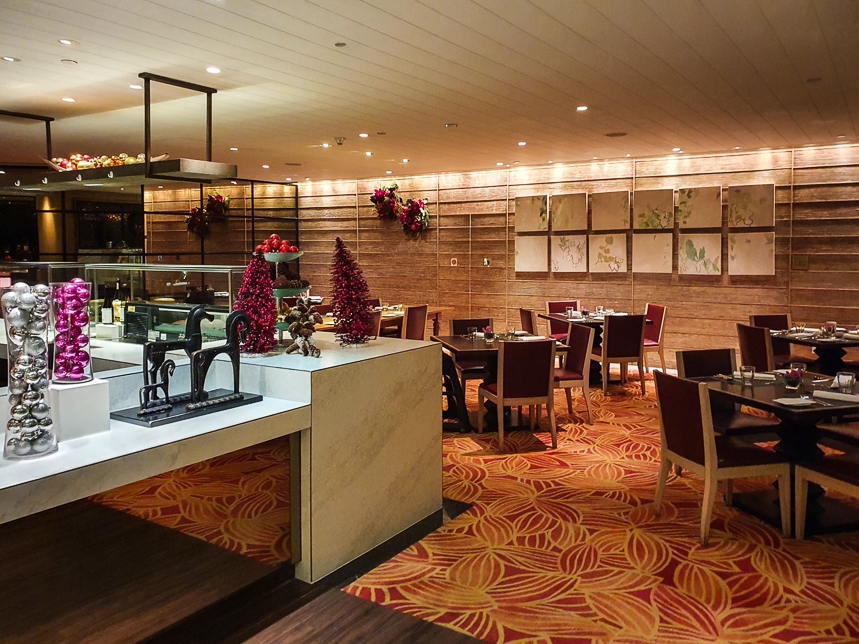 Melt Cafe Buffet at Mandarin Oriental