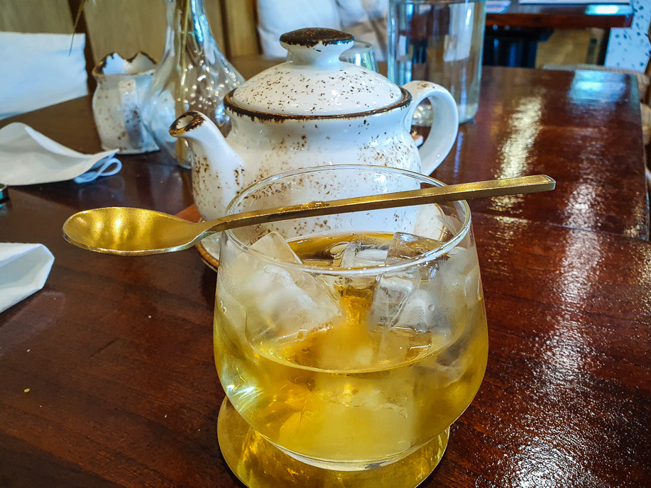 Honey Lemon Ginger Tea at Hathaway Dempsey