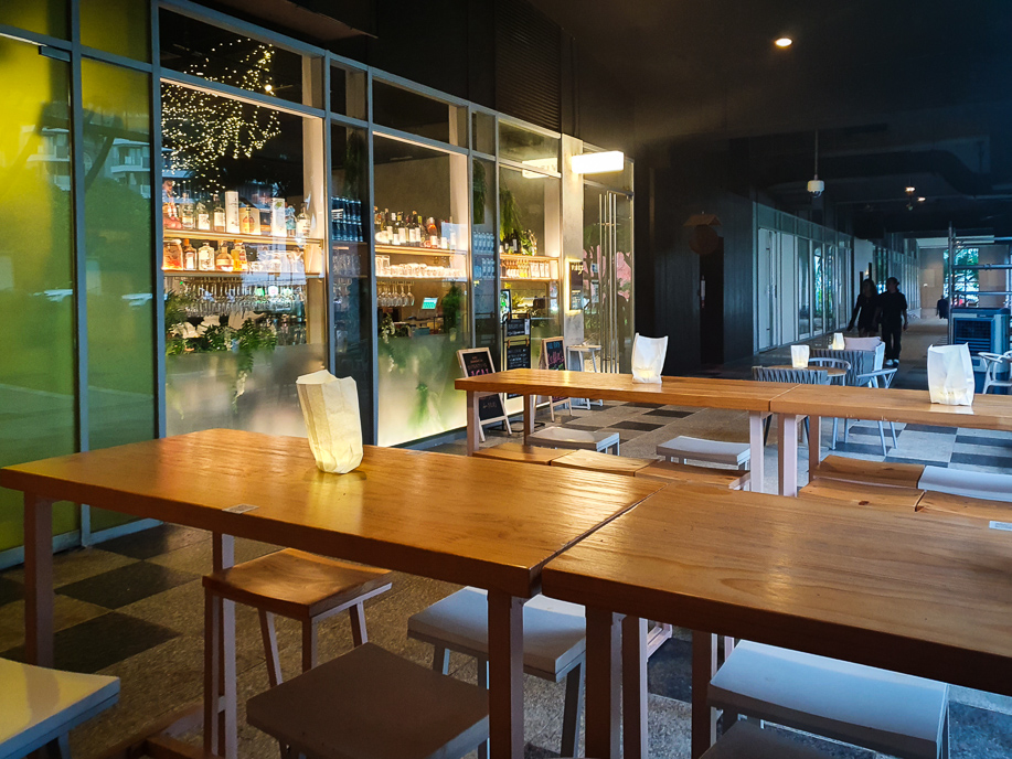Vibez Bistro Bar - modern Thai healthy cuisine