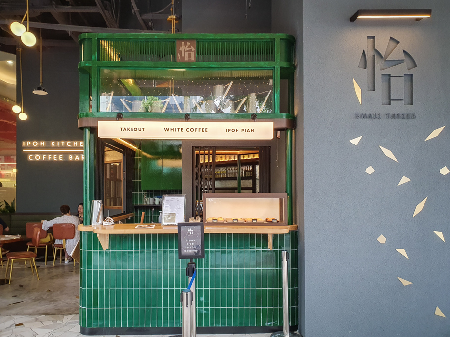 Small Tables - modern Ipoh sidewalk cafe at Scotts Road