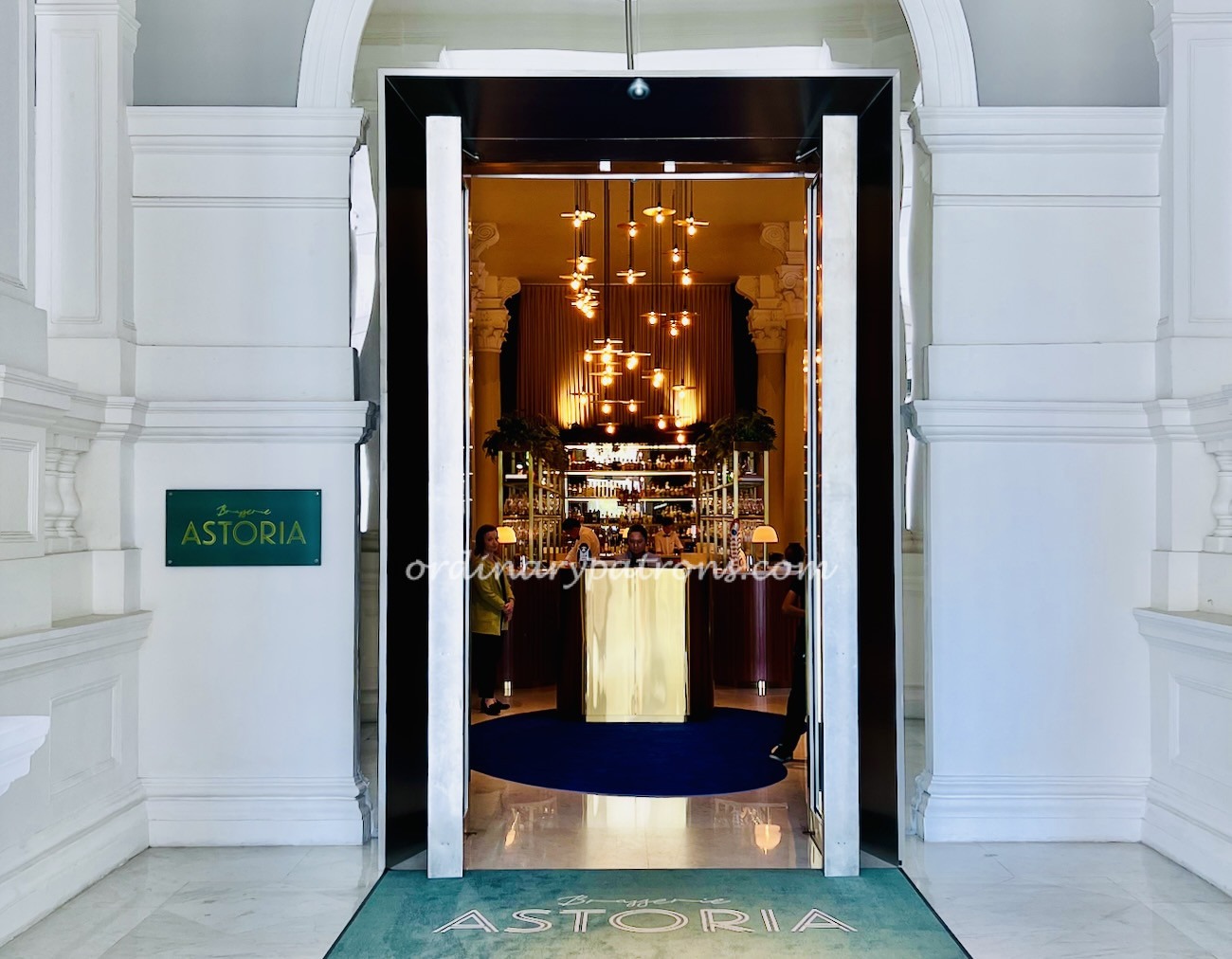 Brasserie Astoria Singapore Victoria Concert Hall 