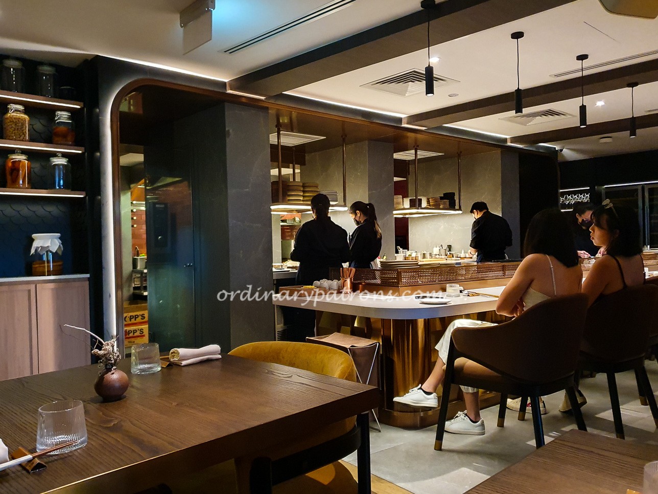 Imbue Counter Seats