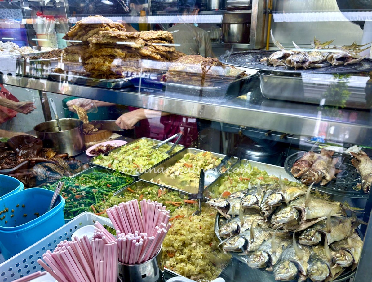 Ghim Moh Porridge and Rice at Ghim Moh Road Market & Cooked Food Centre