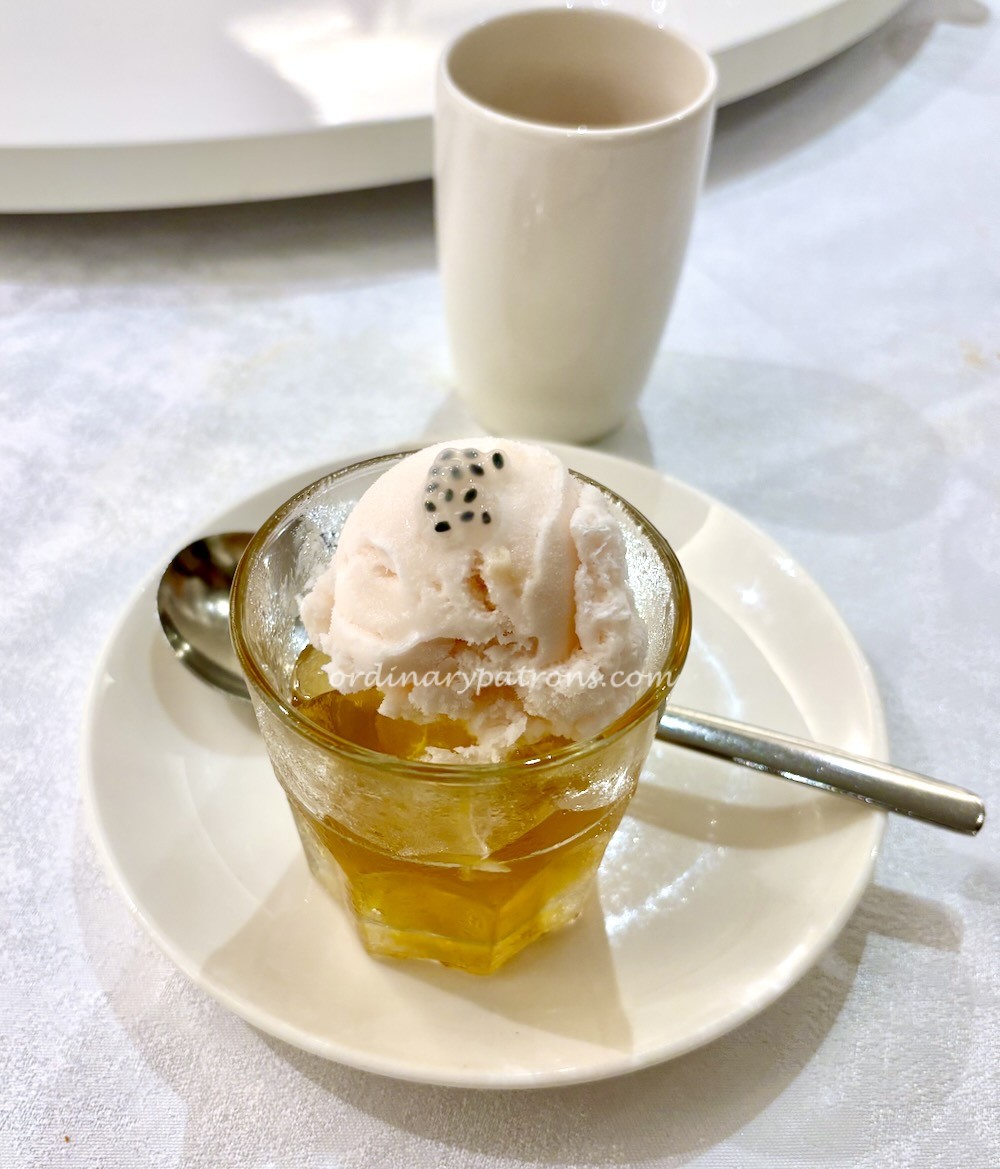 Desserts - Tung Lok Signatures Orchard Rendezvous Hotel