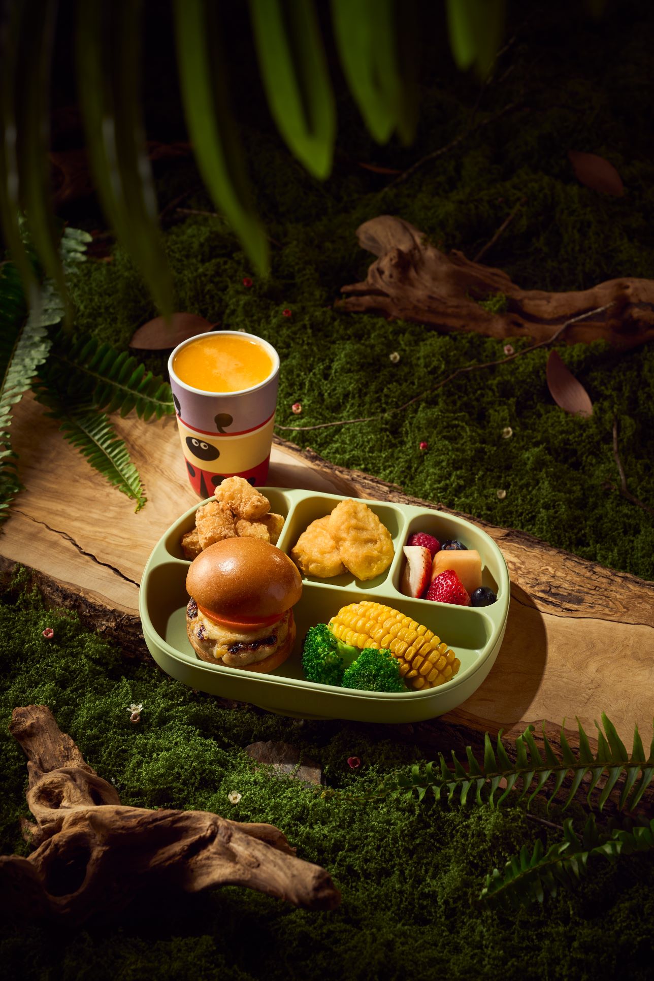 Kids' Menu: Child-friendly dishes like Little Roo,