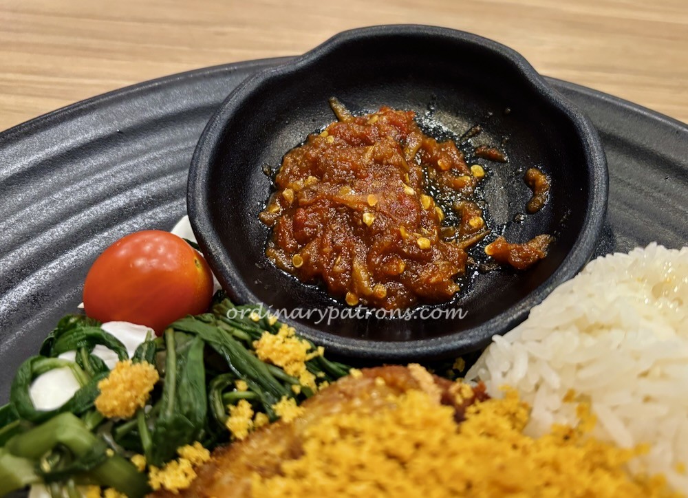 Bebek Goreng Pak Ndut: Indonesian restaurant at Westgate