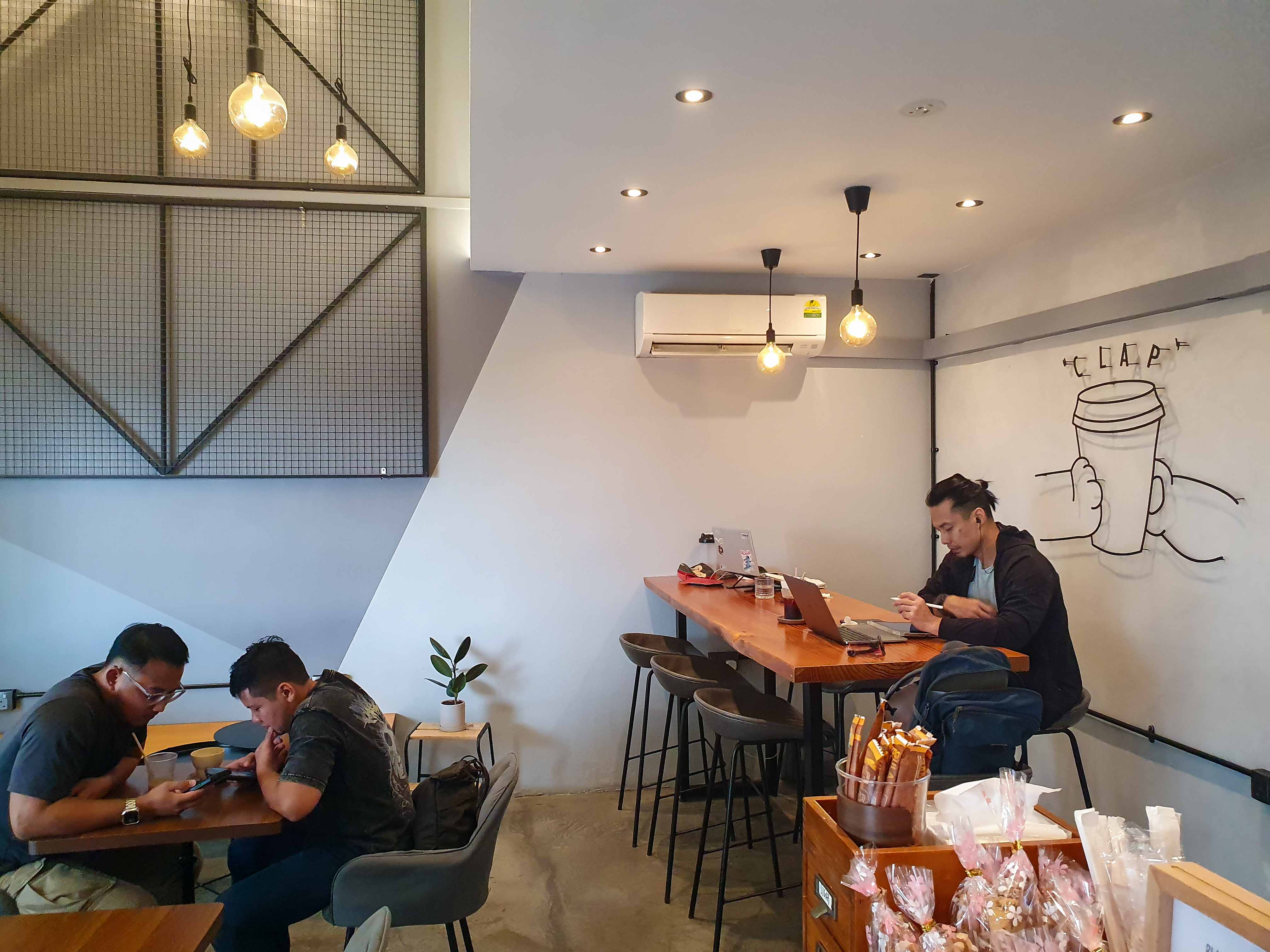 Clap Cafe, Blk 261 Waterloo St