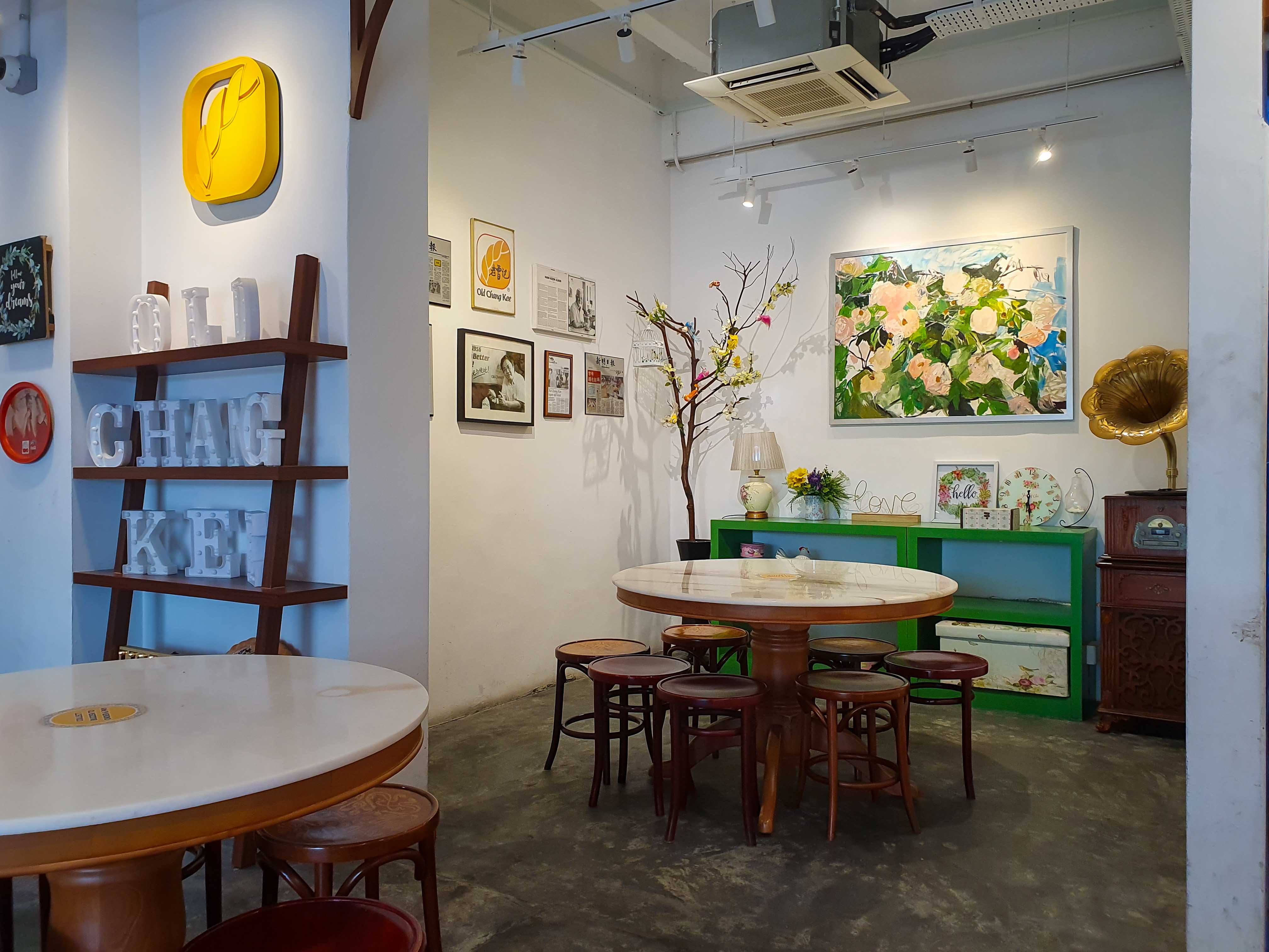 Old Chang Kee - Nostalgic Spot for Local Flavours