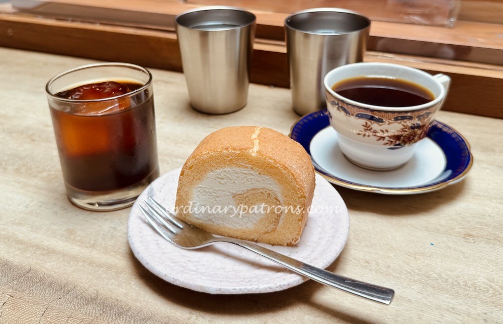 Corner Corner Cafe