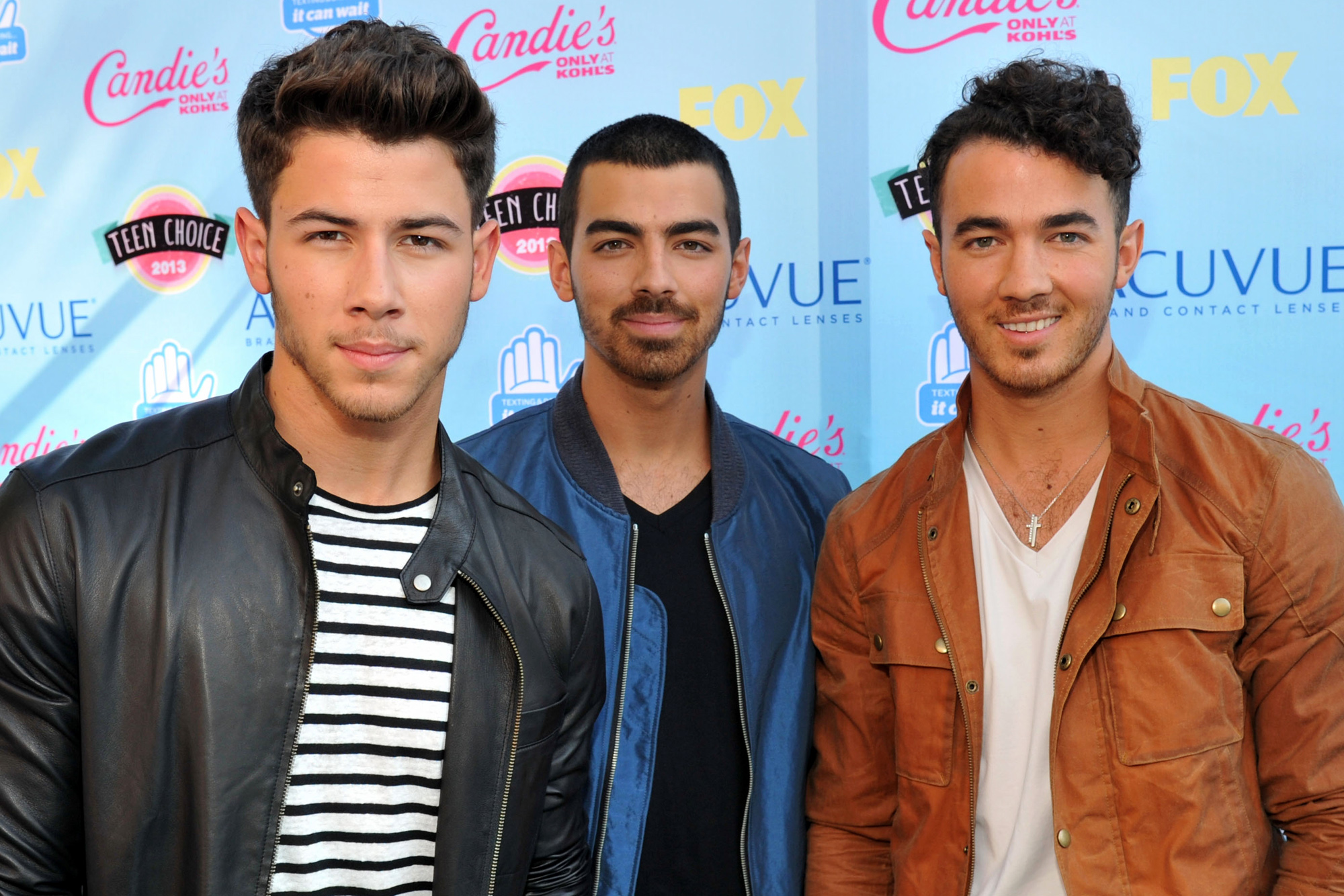 What ethnicity is the Jonas Brothers?
