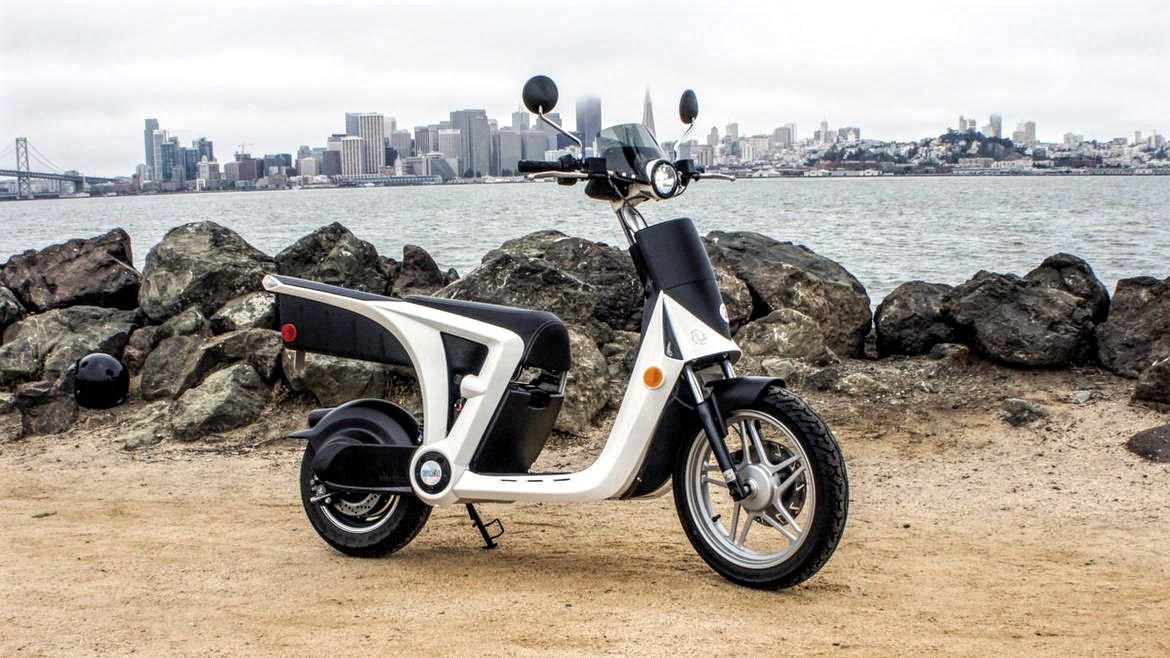 Mahindra GenZe 2.0all-electric scooter Mahindra GenZe 2.0all-electric scooter