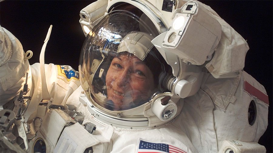 Astronauts of Expedition 50 set for Friday spacewalk