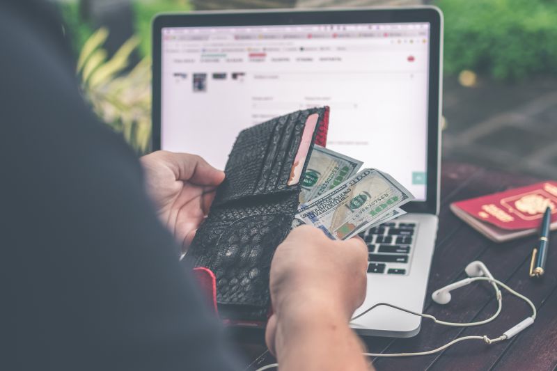 background-bank-notes-bills