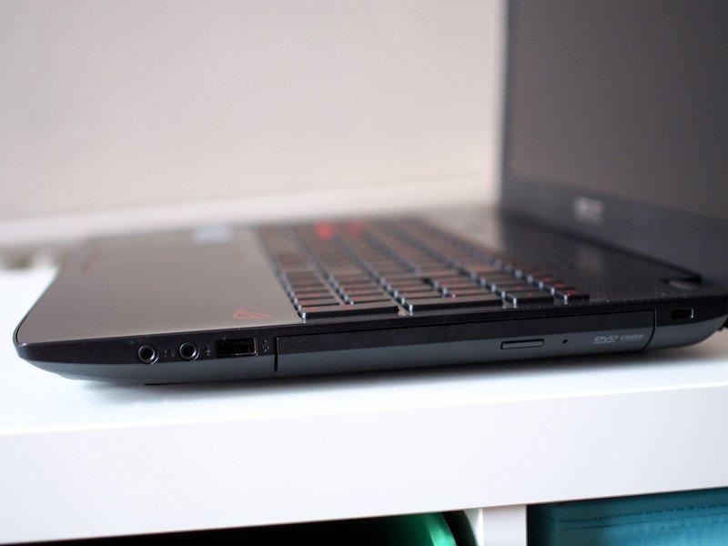 laptop with cd dvd drive