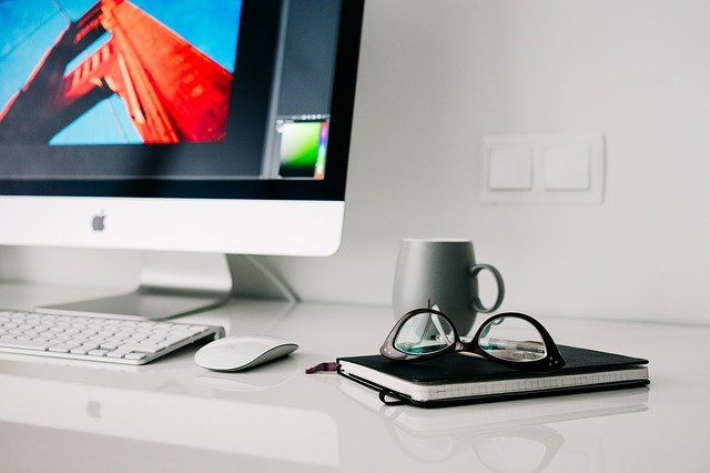 office-g8fcbe7c4c_640