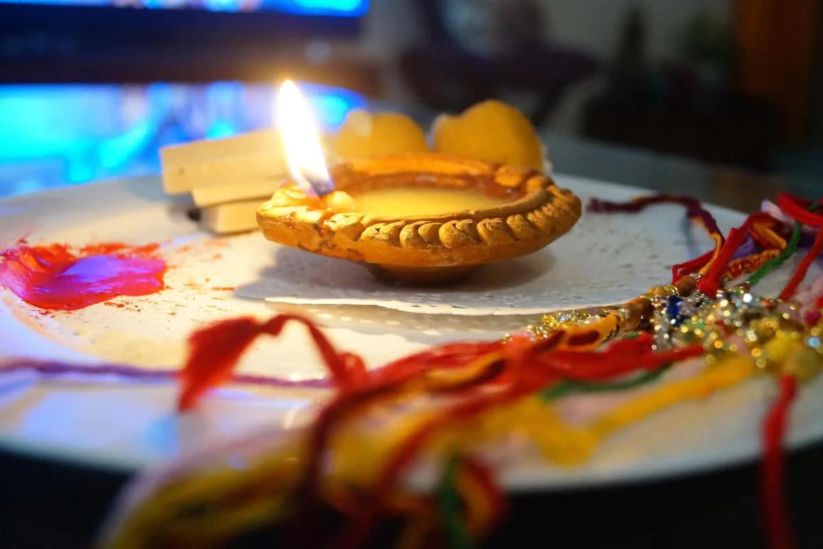 Rakhsha Bandhan 2022: Top 5 gadgets for your techie sibling