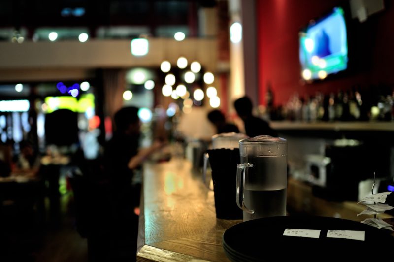 restaurant-826738_1920-800x532