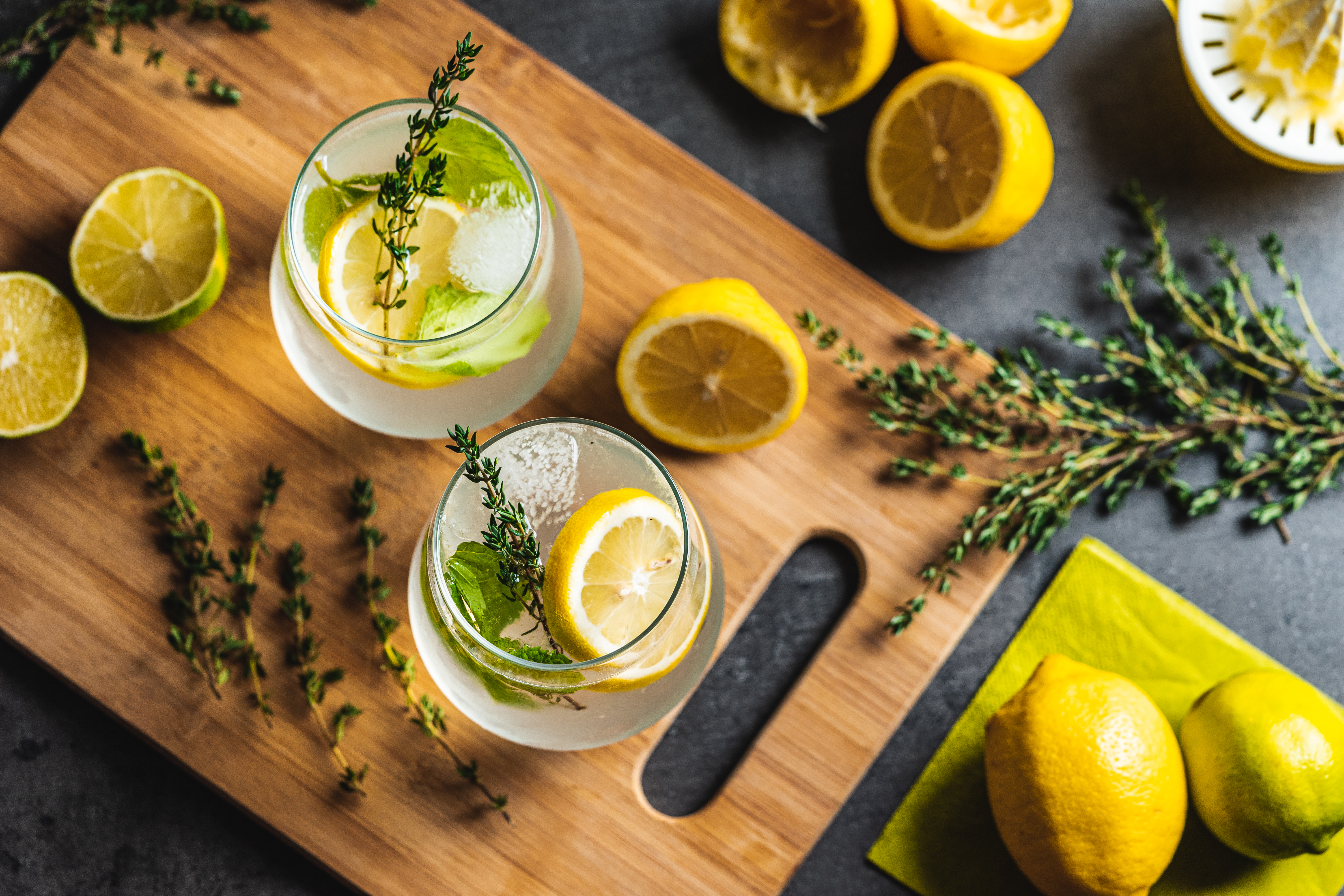 Fresh Homemade Lemonade Free Photo