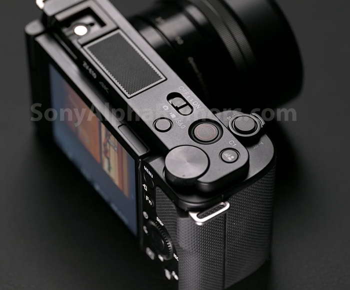b1b0ef5ba6b569680ece2fae998c4d0a - Sony ZV-E10 搭載 APS-C 片幅 Vlog 專用機外觀照流出