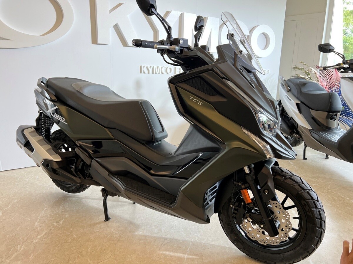KYMCO CV3 AK550 12 - 光陽 KYMCO 發表全新車款:三輪 CV3 明年正式問世