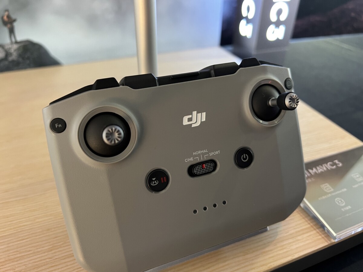 S 1016340 - DJI 在台推出 DJI Mavic 3 旗艦級空拍無人機