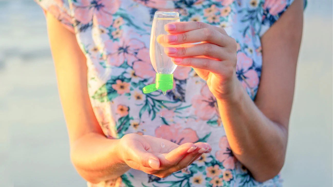 Hand Sanitizer Can Kill Sperm But Don T Use It As Spermicide
