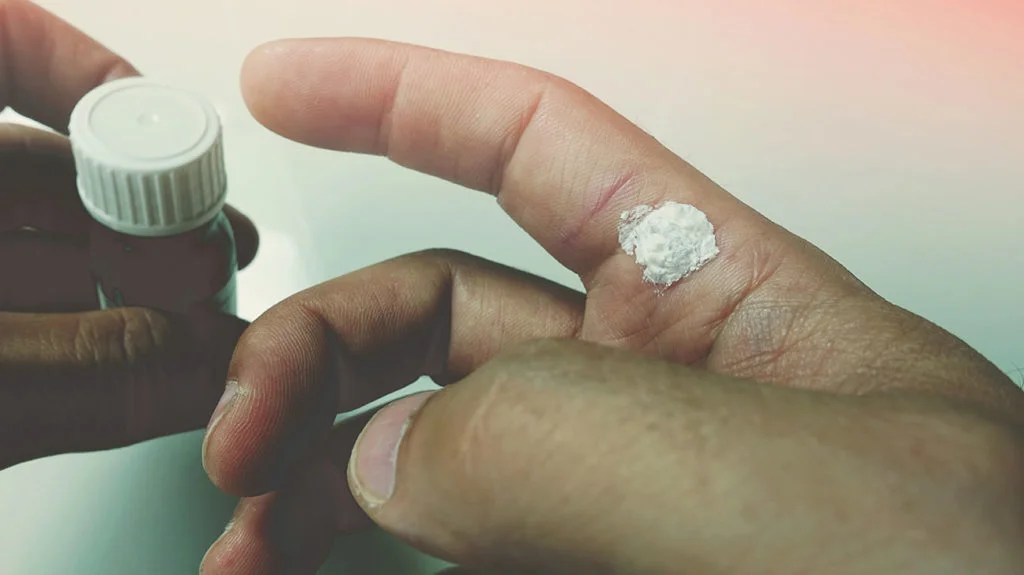 How To Get Rid Of Warts On Fingers Home Remedies And Treatments