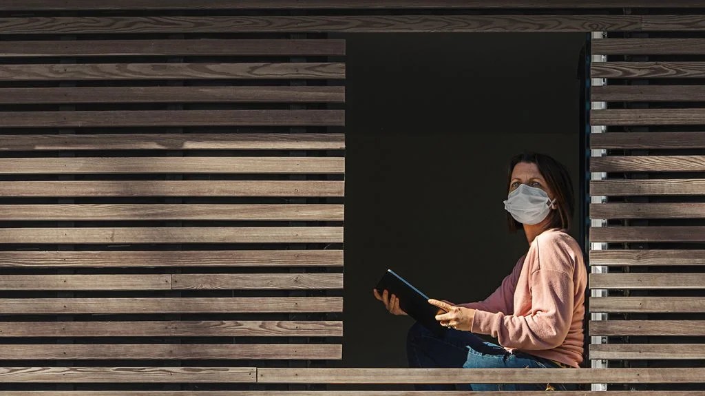 How Long Is A Person Contagious With Coronavirus