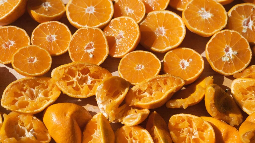 Sliced and squeezed oranges.