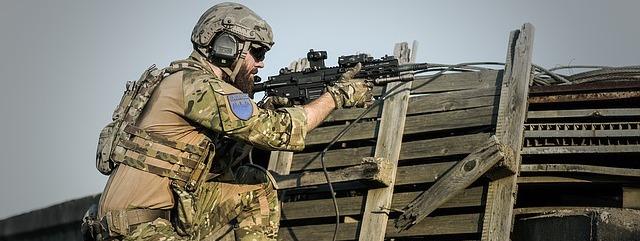 14 Military Gun Fight Tactics