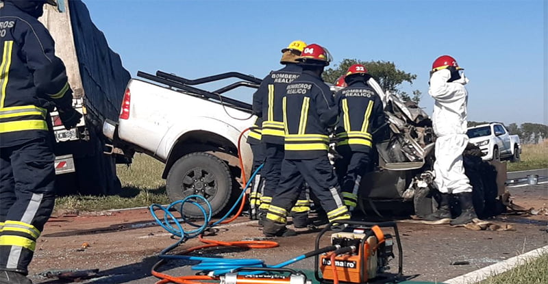Violento Choque Frontal En Cercanias De Van Praet Dos Hermanos Realiquenses Hospitalizados Radio Don
