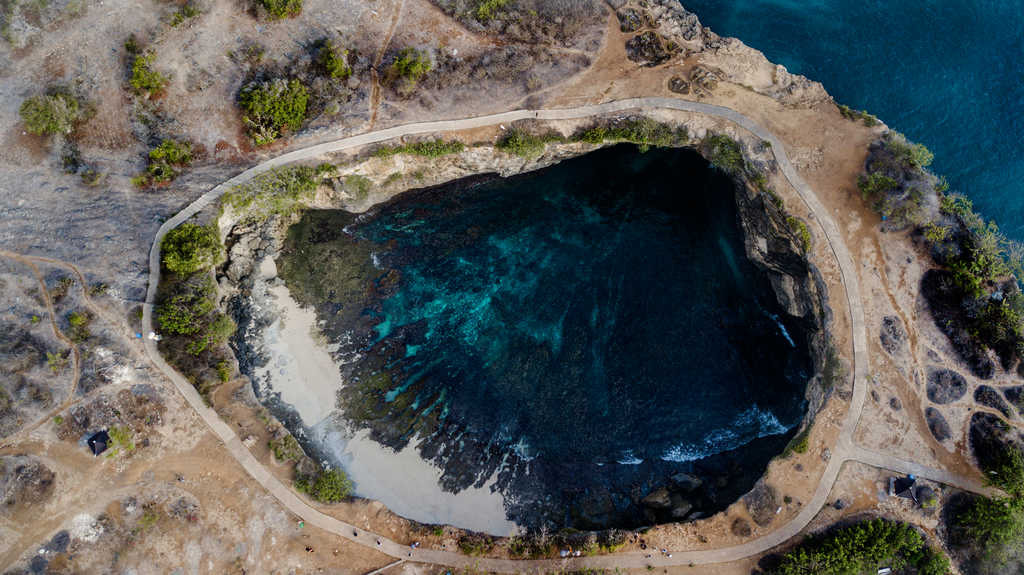 broken beach Nusa Penida 