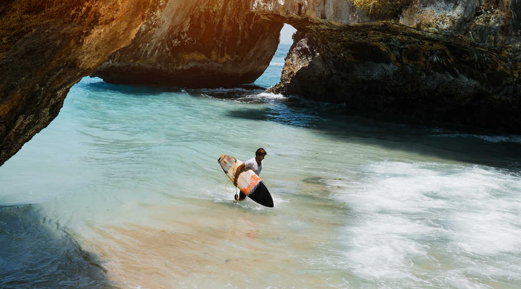 suluban beach, uluwatu beach 