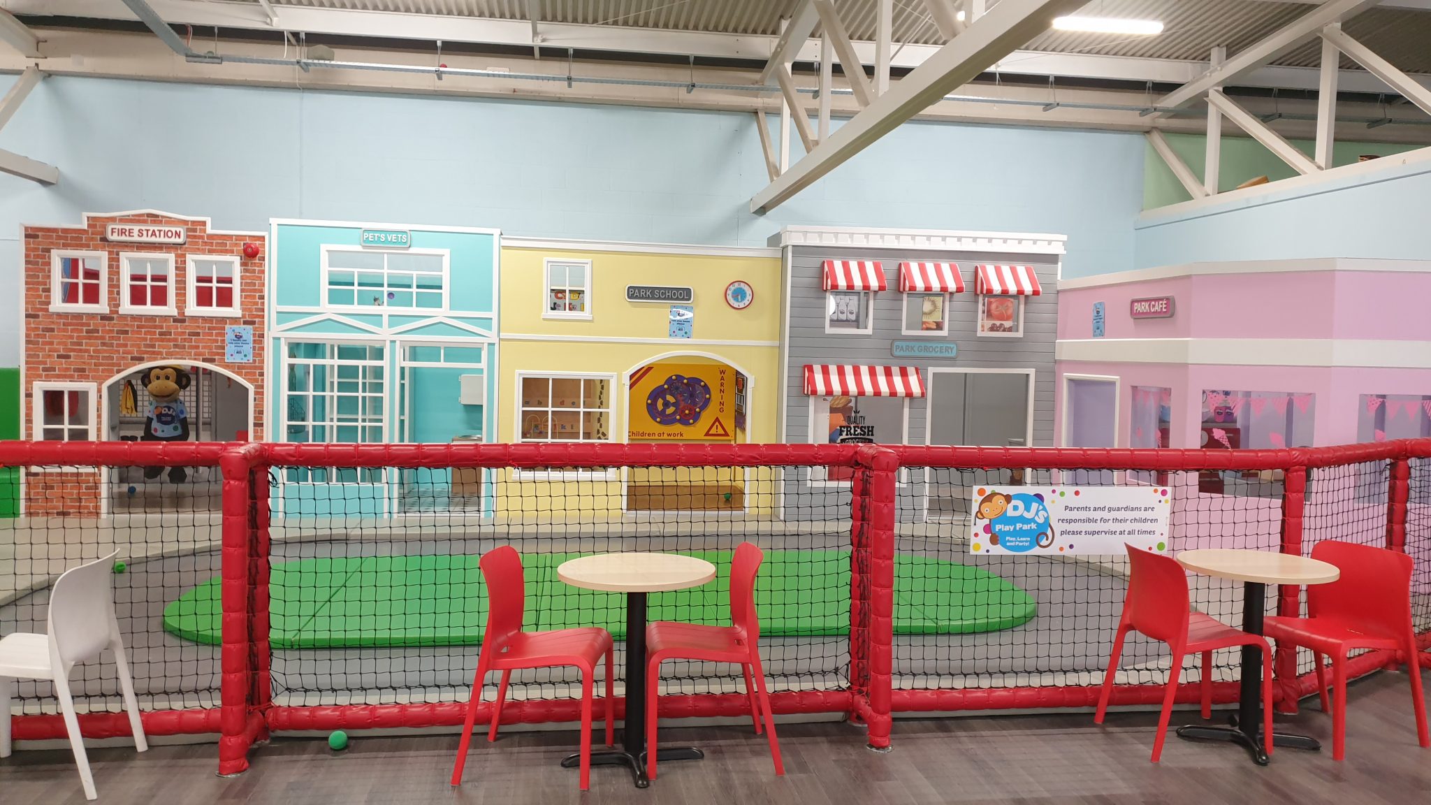 Dj S Soft Play With Laser Tag Parties In Hemel Red Kite Days
