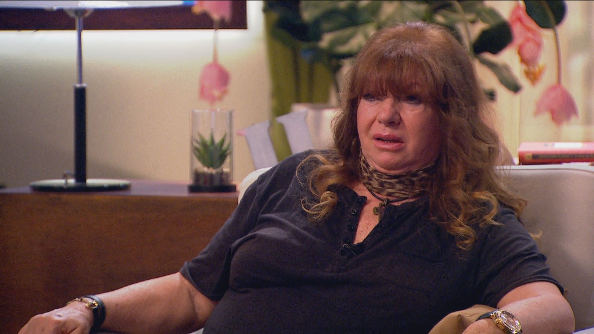 Zalatnay Sarolta Sosem Folyamodna Plasztikai Megoldasokhoz Meltosaggal Oregszik Reflektoronline