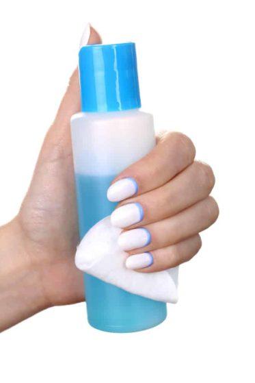 Using Nail Polish Remover How to Remove Spray Paint from Plastic: 4 Easy Ways You Need to Follow