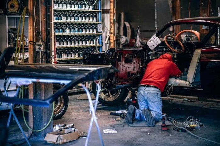Tips to Maintain Vehicle Tips to Maintain Vehicle