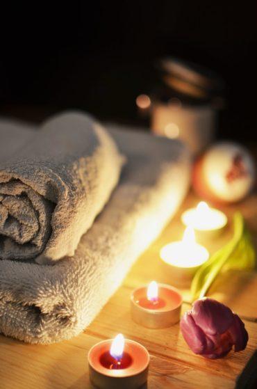 love-romantic-bath-candlelight Valentines Day Decoration
