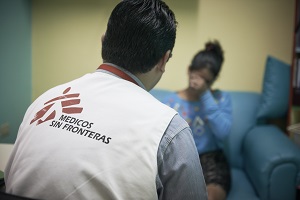Karla aged 16 and her mother Ana Rosa have come to visit MSF's Servicio Prioritario, Tegucigalpa