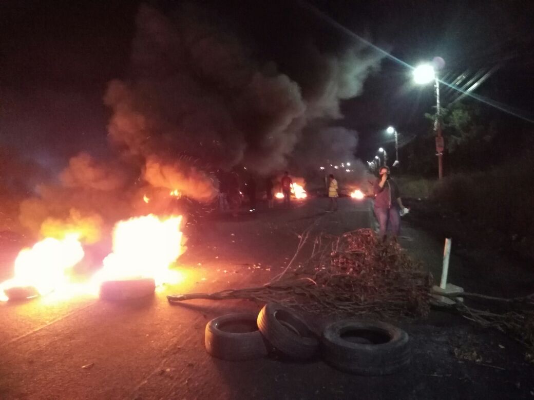Barricadas en carretera de Chamelecón
