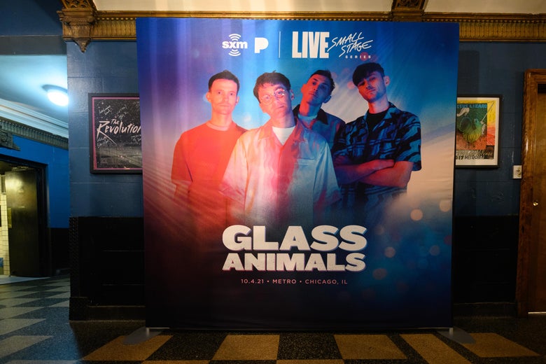 « Heat Waves » de Glass Animals : L’histoire de la chanson n°1 qui a battu Encanto.